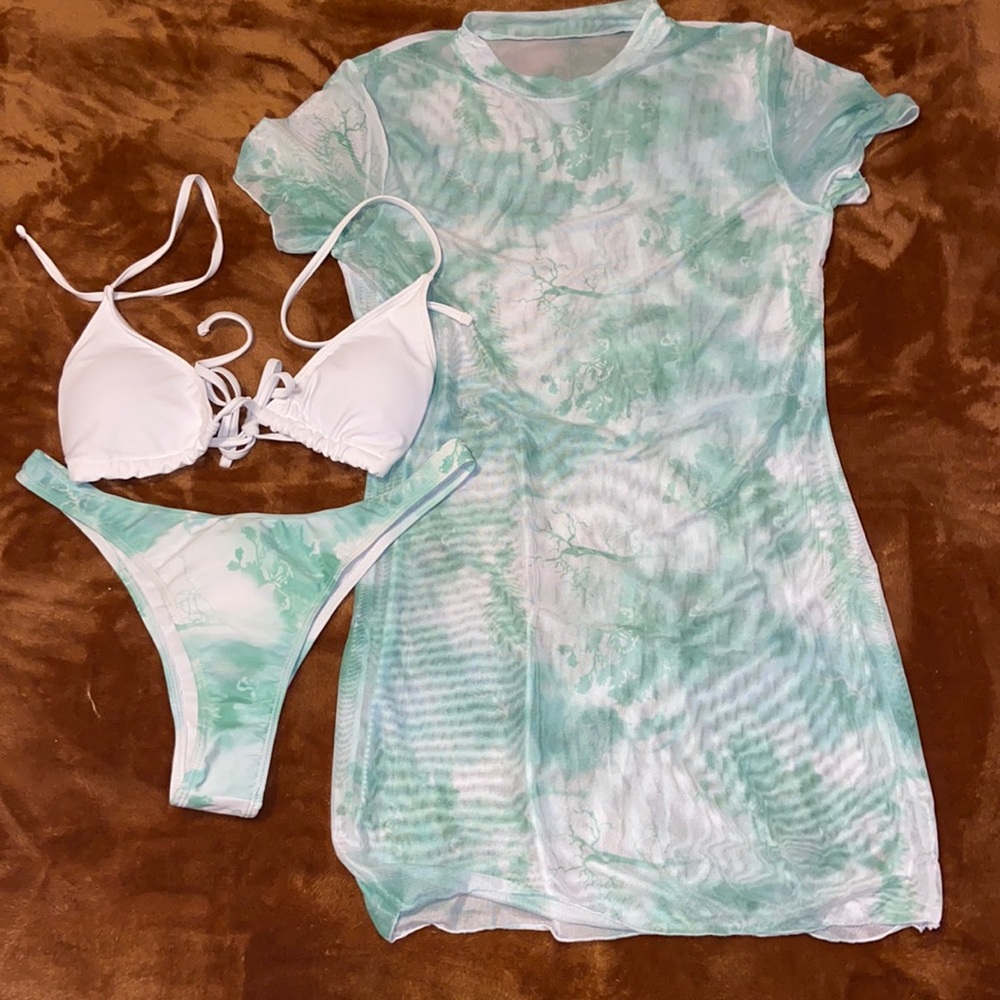 Bathing suit set